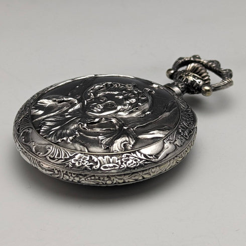 アンティーク スイス製無銘 懐中時計 浮彫彫刻シルバープレートケース 動作良好